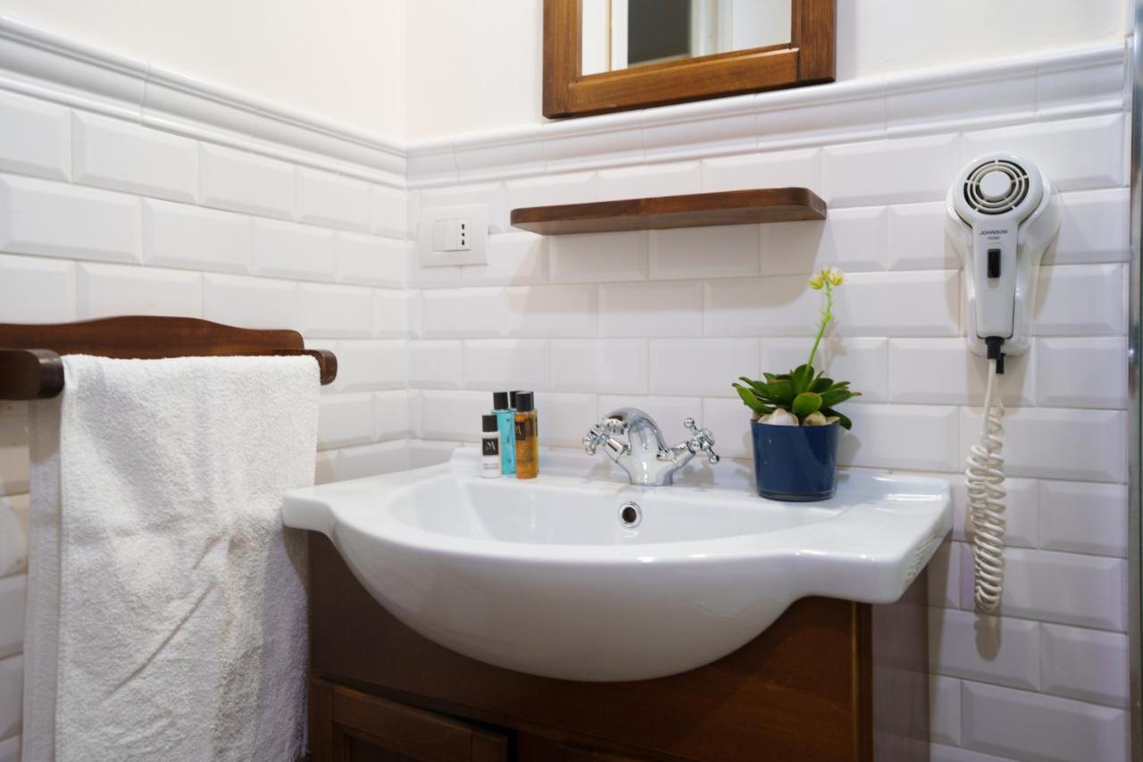 Quattro Torri B&B Санта Тереза ди Рива Екстериор снимка